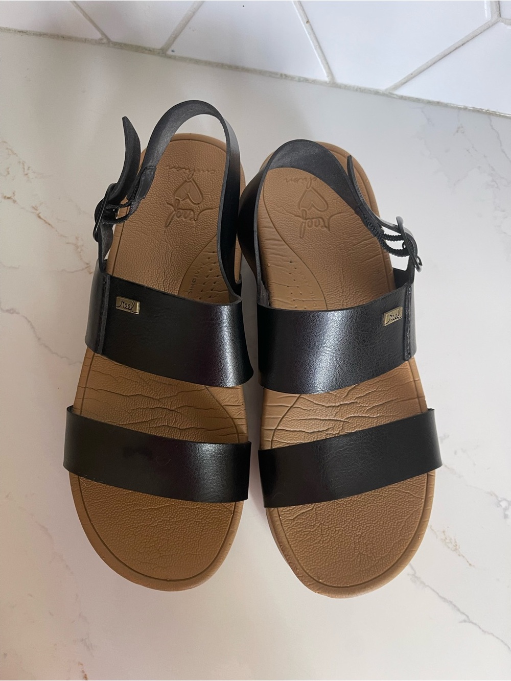Reef Men's Black Strap Sandals with Brown Footbed